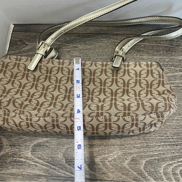 Fossil Vintage Brown Shoulder Bag. Hobo style. Pre-owned. Great condition. - Picture 15 of 15